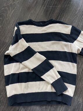 Brandy Melville Black and Cream Striped Crewneck Sweater